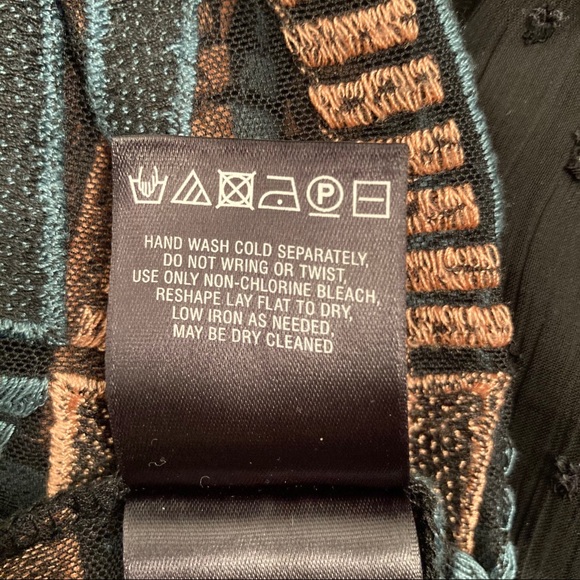 EUC! - Anthro | Akemi + Kin Kalila Sheer Tank - Picture 8 of 9